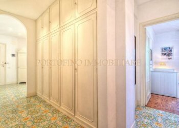 Corridoio - Appartamento via Don Giovanni Minzoni, 5, Rapallo - foto 46