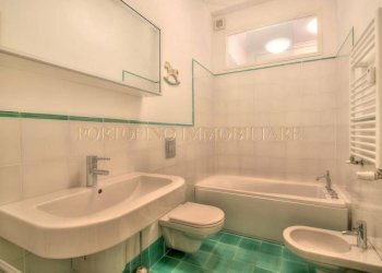 Bagno - Appartamento via Don Giovanni Minzoni, 5, Rapallo - foto 50
