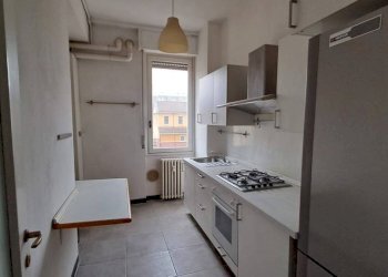 Facciata - Ufficio via Vespri Siciliani, Milano (zona Giambellino) - foto 2