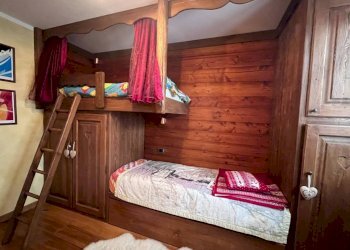 Camera da letto - Appartamento Frazione Jouvenceaux, 18, Sauze d'Oulx - foto 32