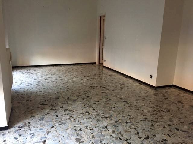 Salone - Quadrilocale via Aspromonte, 13, Alessandria - foto 3