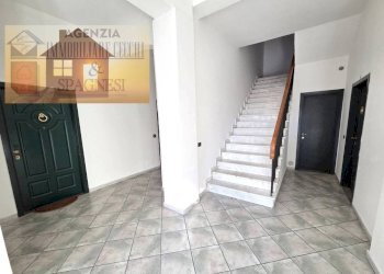 Ingresso - Appartamento via 13 Martiri, Campi Bisenzio - foto 2