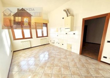 Cucina - Appartamento via 13 Martiri, Campi Bisenzio - foto 3