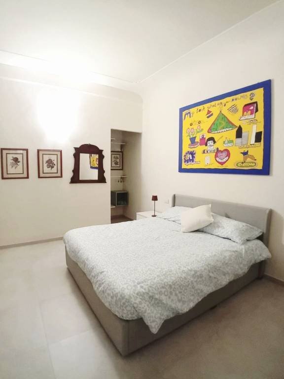 Camera da letto - Two-room apartment via Giovanni Fabbroni, Firenze (neighborhood Santa Maria Novella) - photo 1