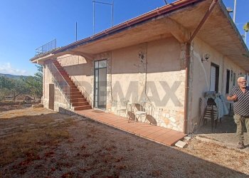 Casa all\'aperto - Villa contrada morana
 
snc, Chiaramonte Gulfi - foto 18