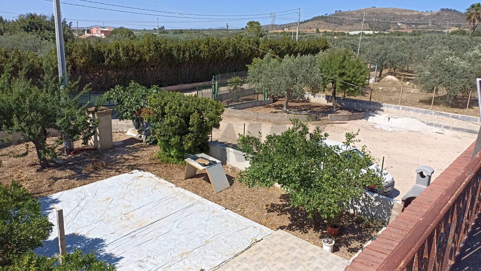 Edificio all\'aperto - Locale Commerciale piano dell'acqua
snc, Chiaramonte Gulfi - foto 3