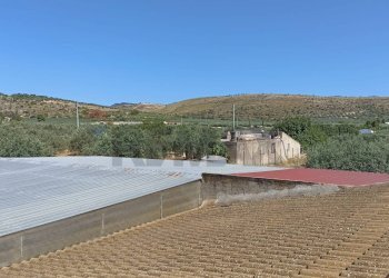 Vista delle montagne - Locale Commerciale piano dell'acqua
 
snc, Chiaramonte Gulfi - foto 4