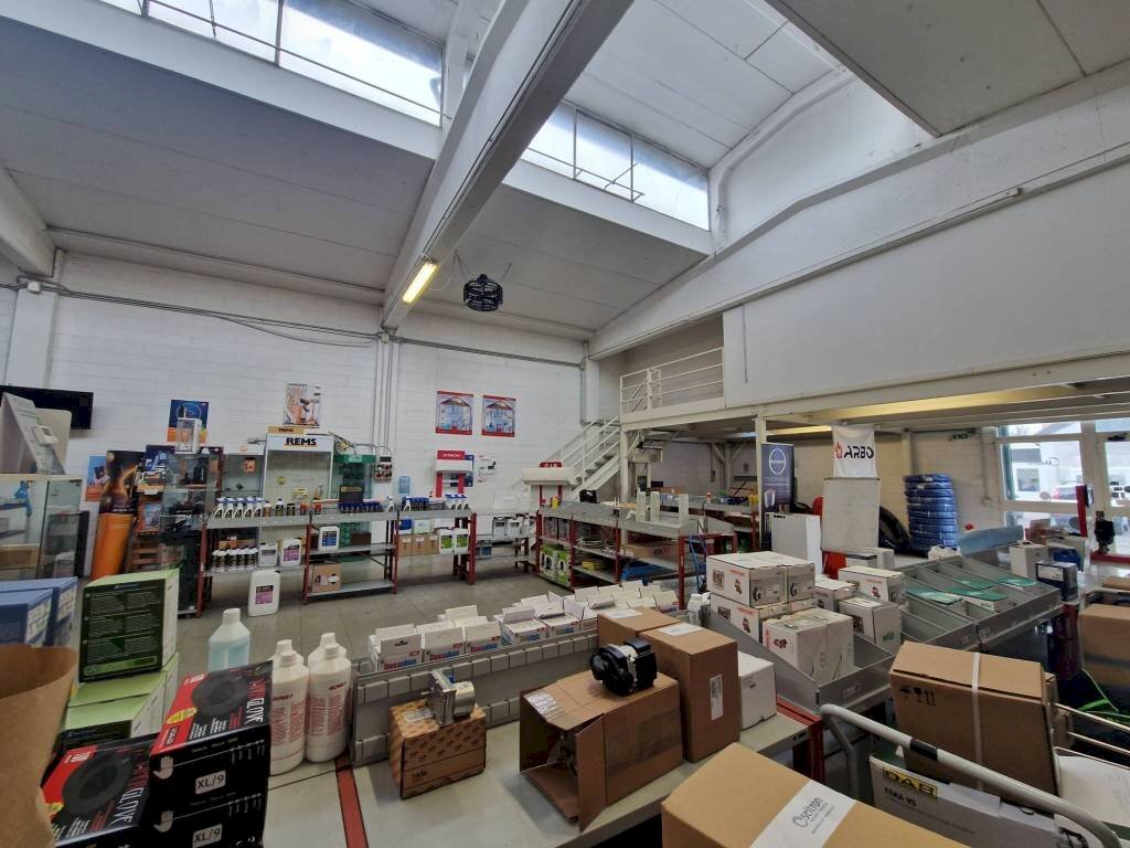 Magazzino - Shed via Thomas Alva Edison, Settimo Milanese - photo 3