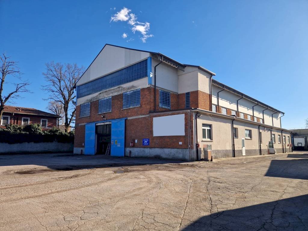 Facciata - Shed via Triboniano, Milano (neighborhood Musocco) - photo 2