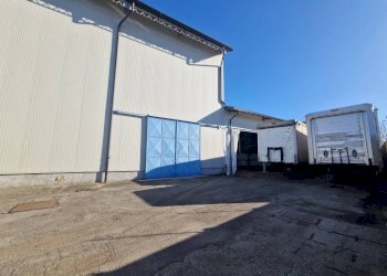 Facciata - Capannone via Triboniano, Milano (zona Musocco) - foto 7