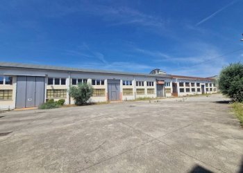 Facciata - Capannone via Barnaba Oriani, Milano - foto 1