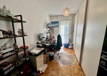 Camera da letto - Appartamento via Piemonte, 23, Biella - foto 16