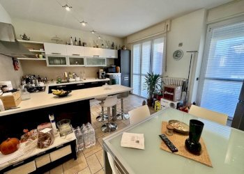 Cucina - Appartamento via Piemonte, 23, Biella - foto 14