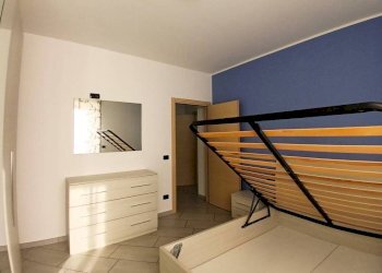 Camera da letto - Bilocale via Lusardi, 15, Sondrio - foto 18
