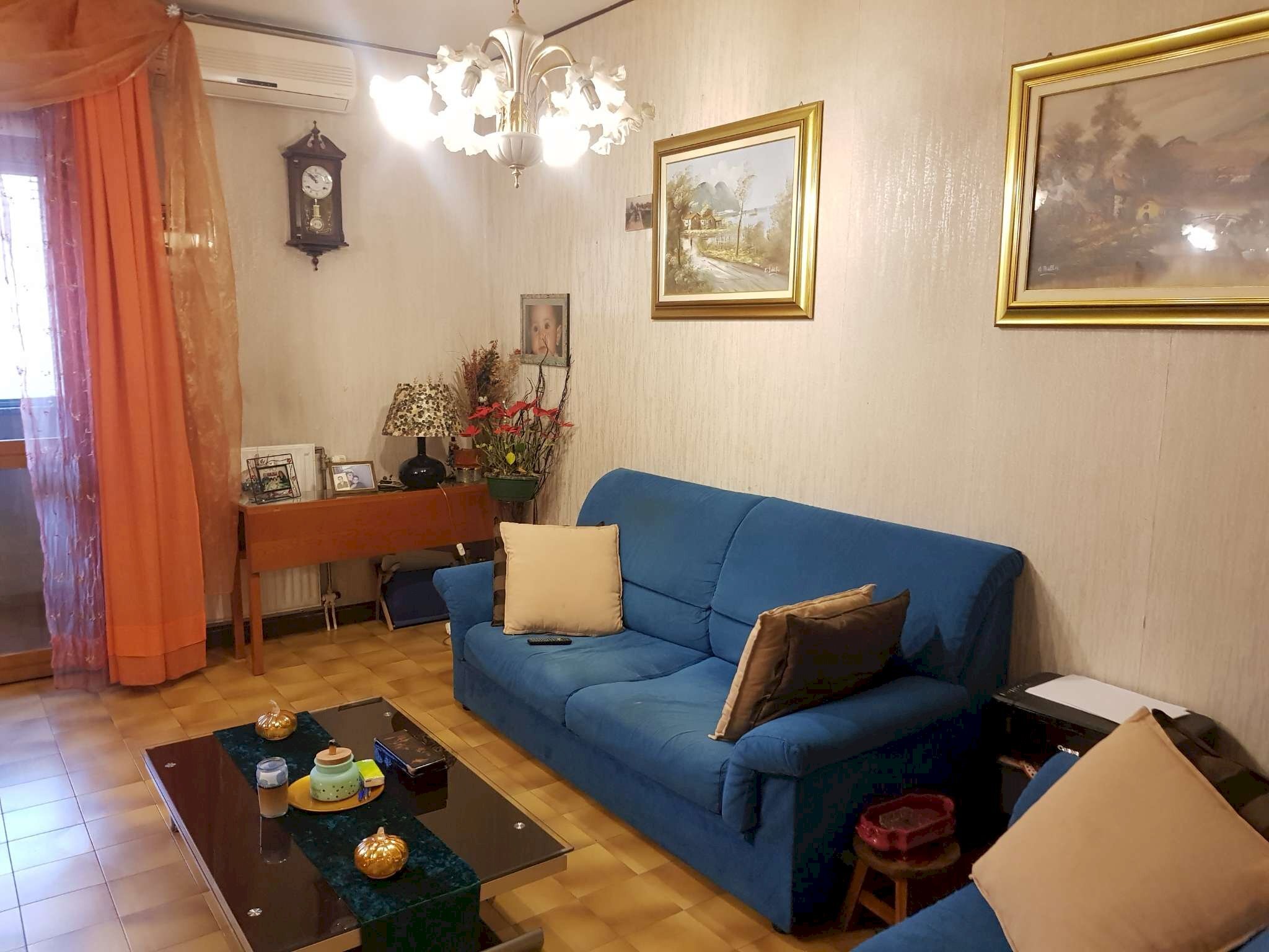 soggiorno - Appartamento via Della Repubblica, 11, San Giuliano Milanese - foto 1