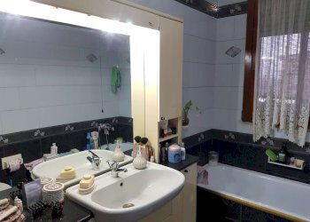 bagno padronale - Appartamento via Della Repubblica, 11, San Giuliano Milanese - foto 28