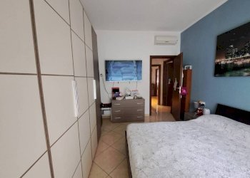 Camera da letto - Three-room apartment via Valsassina, Milano - photo 26
