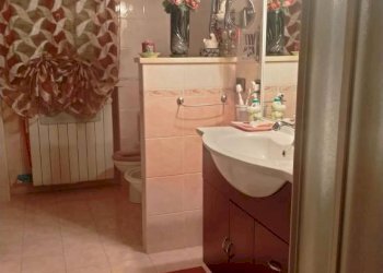 Bagno - Appartamento corso Francia, 12A, Cuneo (zona Donatello) - foto 13