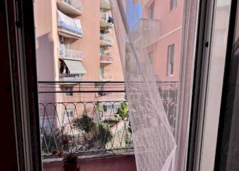 Balcone - Trilocale via Lodovico Calda, 31, Genova (zona Sestri Ponente) - foto 8