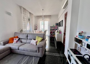 Salone - Trilocale via Lodovico Calda, 31, Genova (zona Sestri Ponente) - foto 10