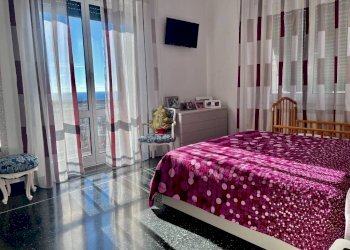 Camera da letto - Trilocale via Lodovico Calda, 31, Genova (zona Sestri Ponente) - foto 16