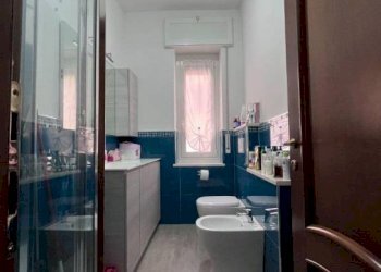 Bagno - Trilocale via Lodovico Calda, 31, Genova (zona Sestri Ponente) - foto 25