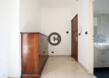 Ingresso - Bilocale corso Regina Margherita, 7, Torino (zona Vanchiglia) - foto 7