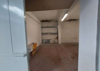 b3577d98-8784-4773-a7a6-a80ed414f2a4 - Box via Quarto dei Mille, 20, Grugliasco - foto 4