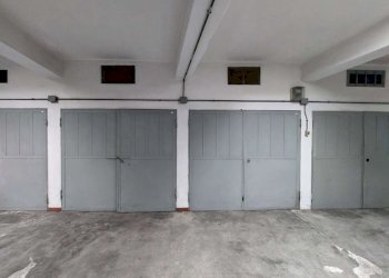 5acb8b51-1827-41af-a061-362cebed0674 - Box via Quarto dei Mille, 20, Grugliasco - foto 2