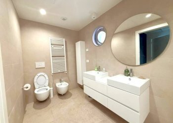 Bagno - Appartamento piazzale John Fitzgerald Kennedy, 2, Genova - foto 16