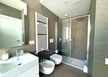 Bagno - Appartamento piazzale John Fitzgerald Kennedy, 2, Genova - foto 18