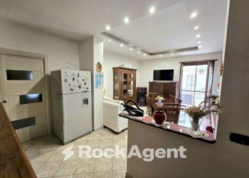 Trilocale via Vincenzo Guastafierro, 9, Boscoreale - foto 1