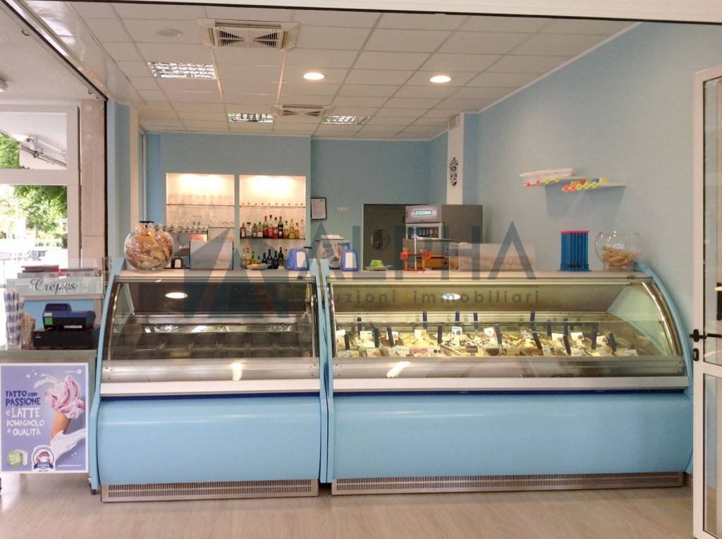 Interno non residenziale - Pasticceria via Milano, Riccione - foto 2