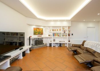 Foto 43 - Villa via Pirandello
 
14, San Gregorio di Catania - foto 43