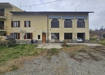 Semi-detached house Via Monteverde, Acqui Terme - photo 1