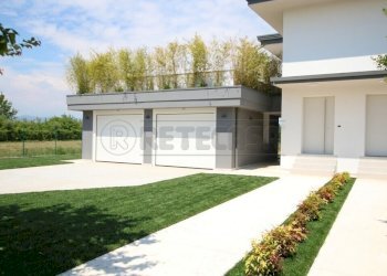Immagine modificata con intelligenza artificiale - Portion of a house Via Caldonazzo, Caldogno - photo 23
