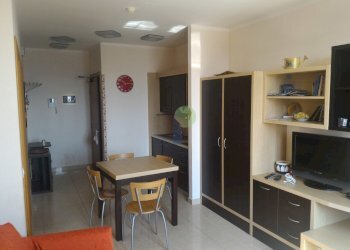 Soggiorno.jpg - Two-room apartment Via Aurelio Lampredi, Livorno - photo 1