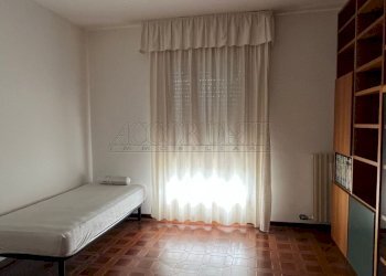 WhatsApp Image 2025-10-27 at 19.19.05 (1).jpeg - Appartamento via menabuoi, Padova - foto 8