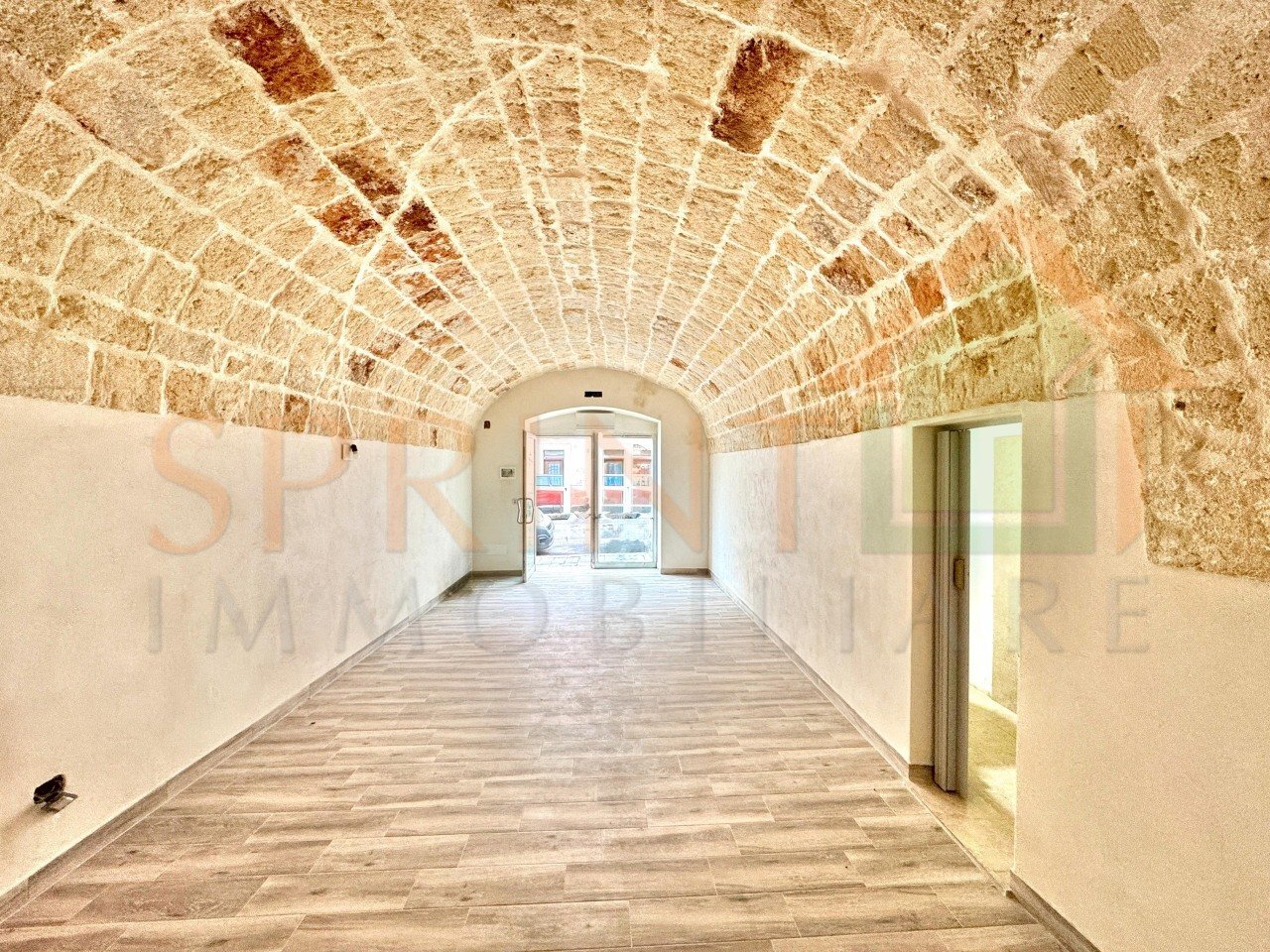 IMG_4031.JPG.jpg - Locale Commerciale Via Bixio 115, Monopoli - foto 1