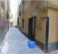 3.jpg - Warehouse at auction Vico del Tempo Buono 11, Genova - photo 2