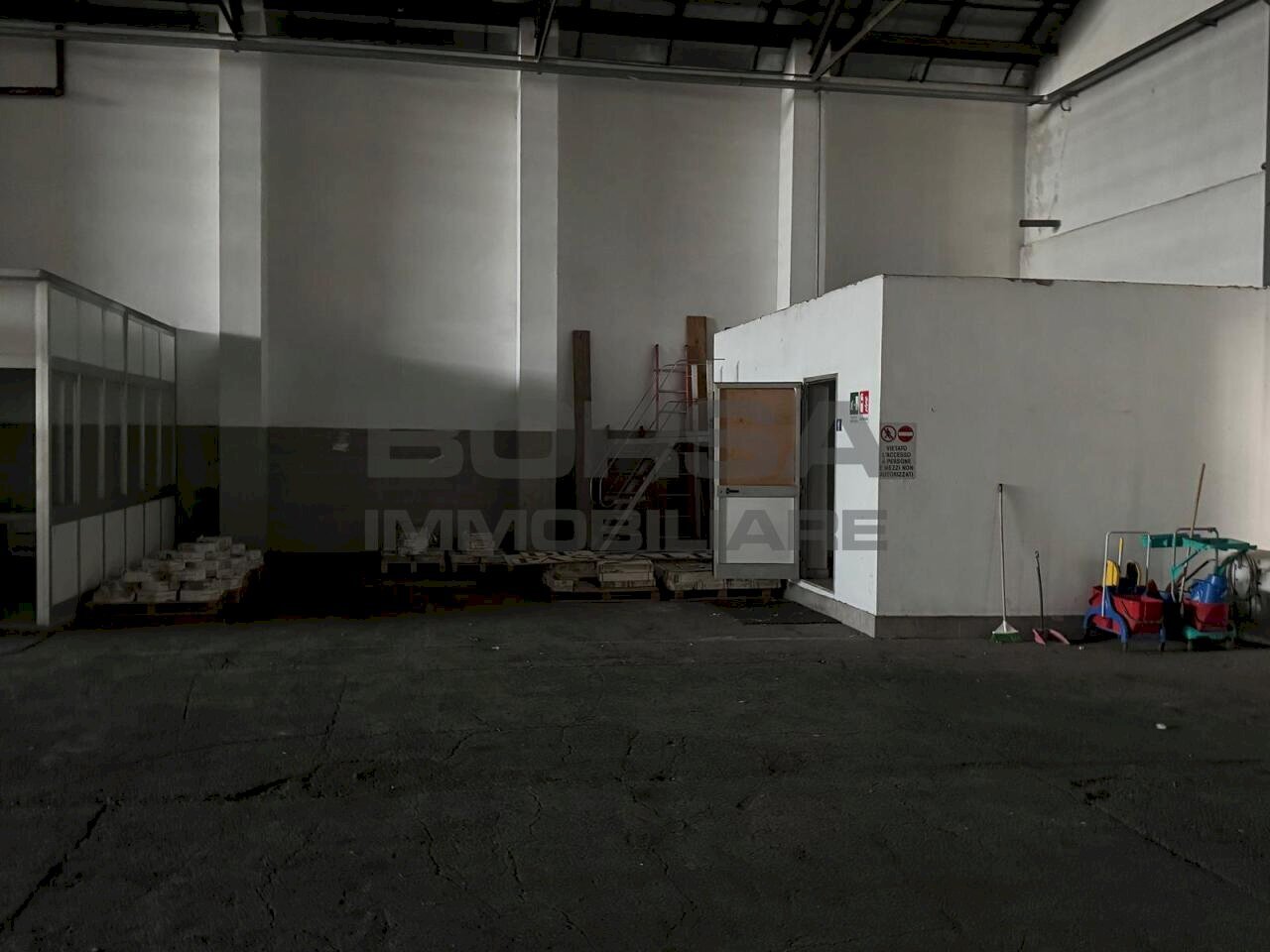 WhatsApp Image 2026-01-29 at 17.46.19 (2).jpeg - Magazzino Via Salvatore Orlando 10, Livorno - foto 3