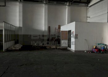 WhatsApp Image 2026-01-29 at 17.46.19 (2).jpeg - Magazzino Via Salvatore Orlando 10, Livorno - foto 3