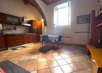 zona giorno - Two-room apartment Via Micali, Livorno - photo 4