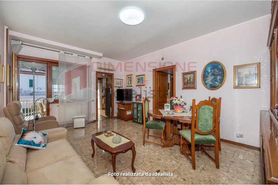 Screenshot 2026-02-04 at 10-12-04 Trilocale in ven - Three-room apartment Via Dameta, Roma - photo 2