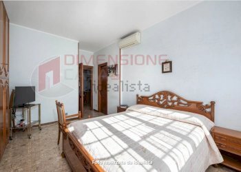 Screenshot 2026-02-04 at 10-12-25 Trilocale in ven - Three-room apartment Via Dameta, Roma - photo 7