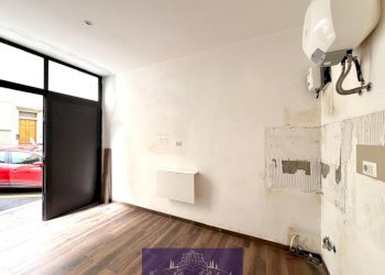 WhatsApp Image 2026-02-05 at 16.07.06 (9).jpeg - Locale Commerciale Piazza Leopoldo, Firenze (zona Rifredi) - foto 4