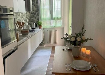 PHOTO-2025-11-24-09-01-49.jpg - Quadrilocale Via Reims, Firenze - foto 2