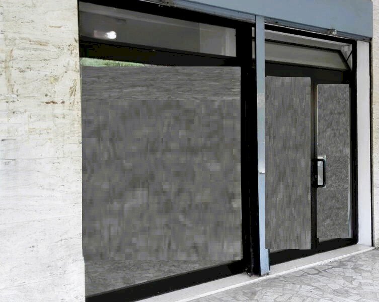 vetrata - Locale Commerciale Piazza del Comune, Vernio - foto 2