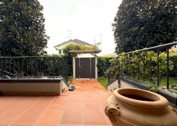 giardino - Villa Via Ruggero Nuti, Prato - photo 8