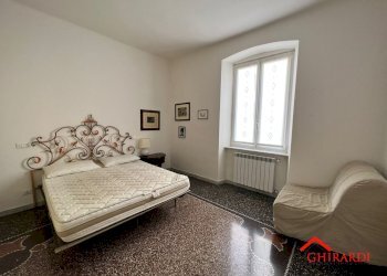 4.1 camera.jpg - Quadrilocale VIA ANDREA DEL SARTO  21, Genova (zona Sestri Ponente) - foto 2